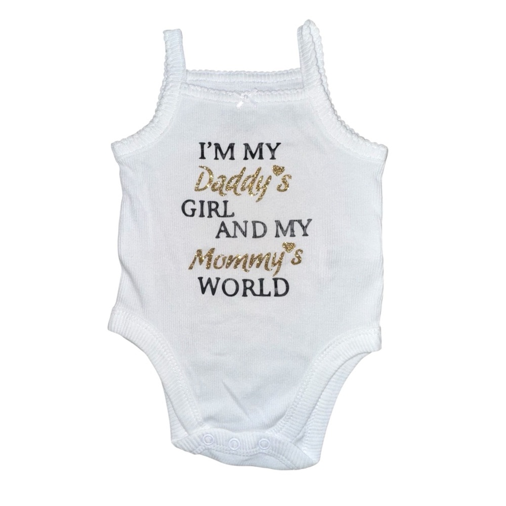 🩷3/$13🩷 Daddy’s girl Mommy’s World Onesie